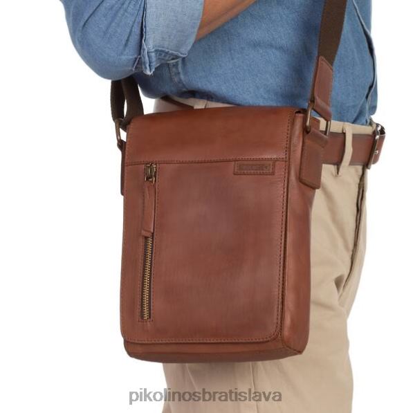 príslušenstvo koňak Pikolinos 640B4676 Kožená crossbody kabelka caimari muži