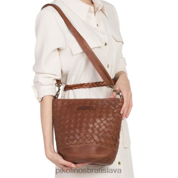 príslušenstvo koňak Pikolinos 640B4381 Kožená taška faura so zapleteným vzorom ženy