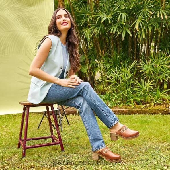 obuv brandy Pikolinos 640B481 kanárikové kožené dreváky s podpätkami ženy